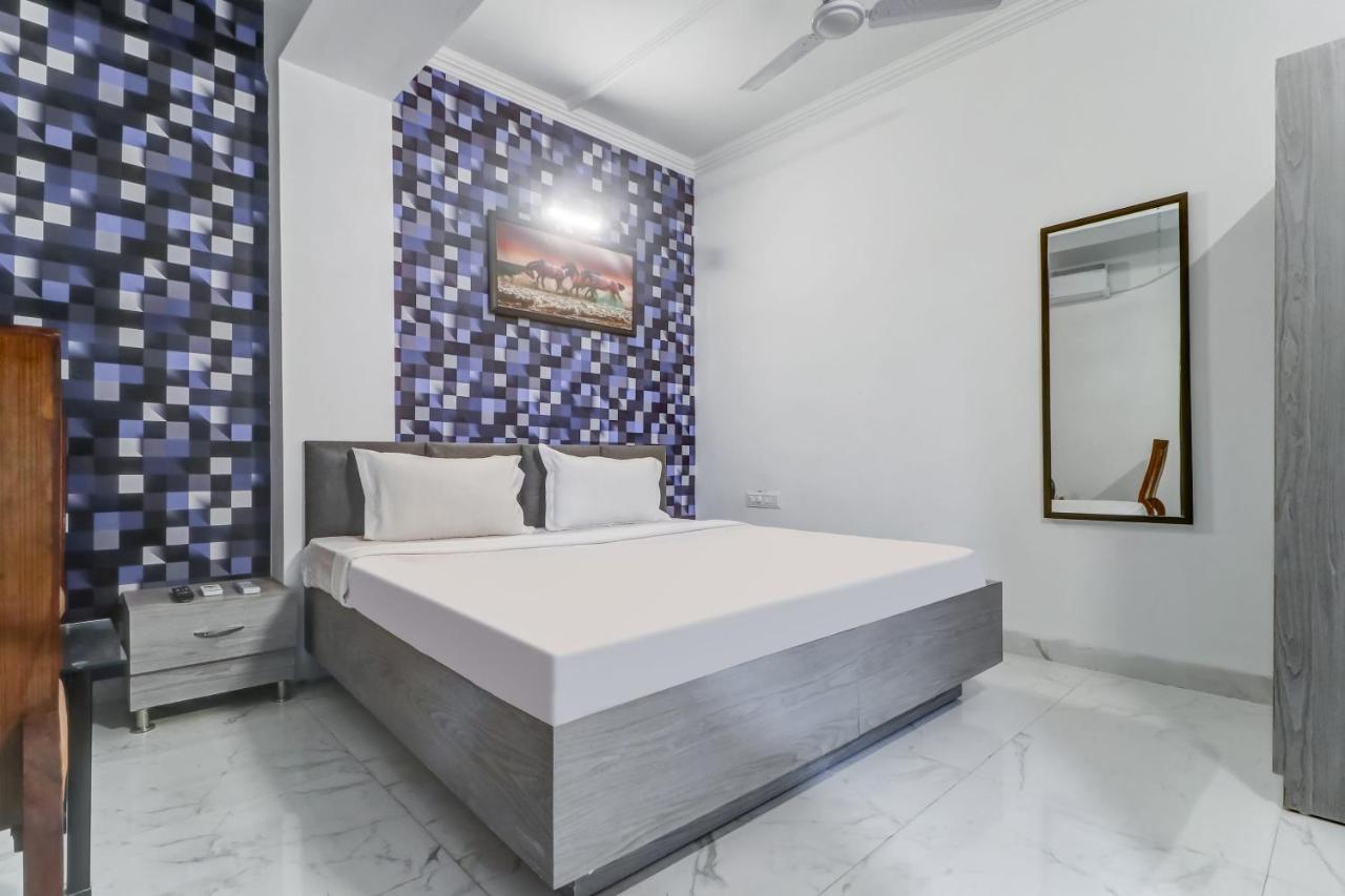 Townhouse Hotel Ludhijána Kültér fotó