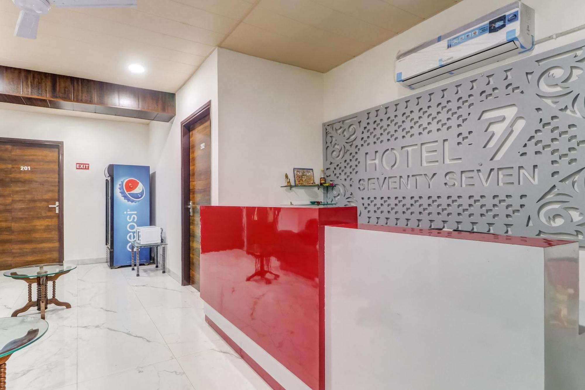 Townhouse Hotel Ludhijána Kültér fotó