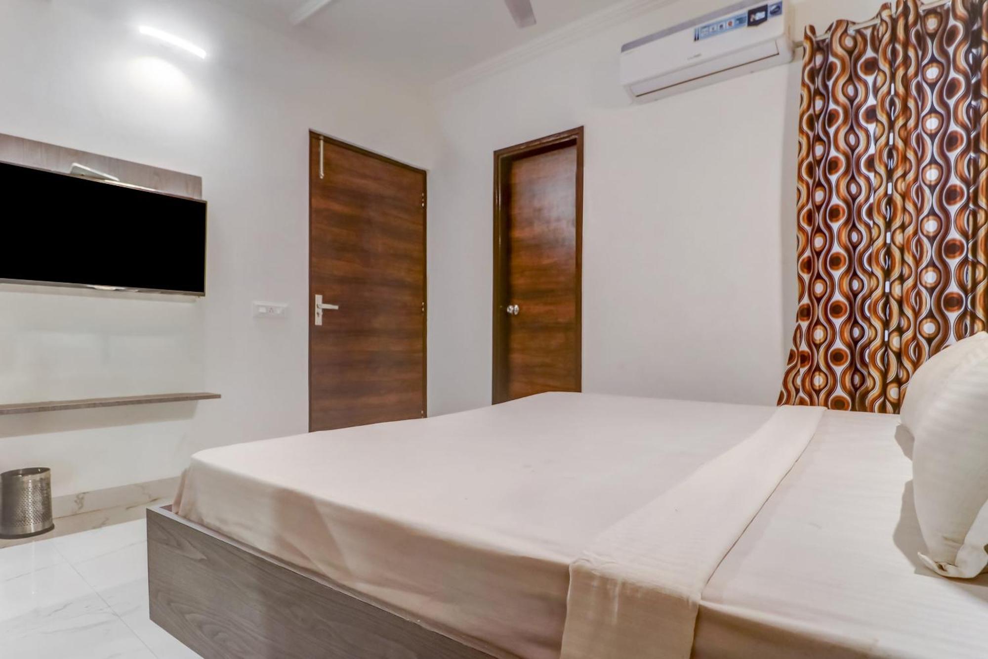 Townhouse Hotel Ludhijána Kültér fotó