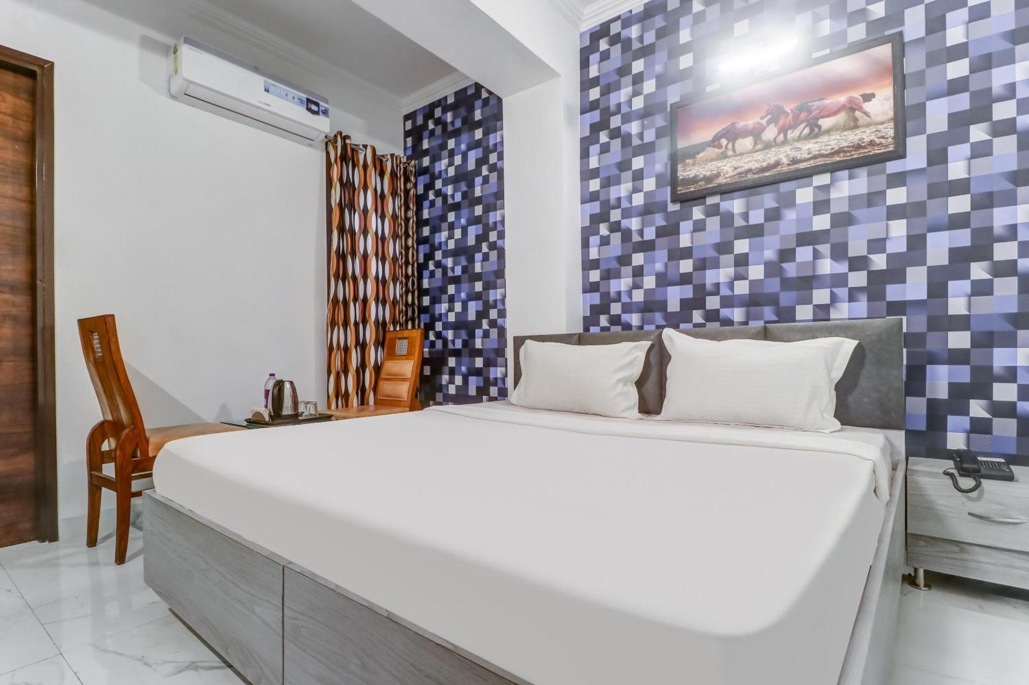 Townhouse Hotel Ludhijána Kültér fotó