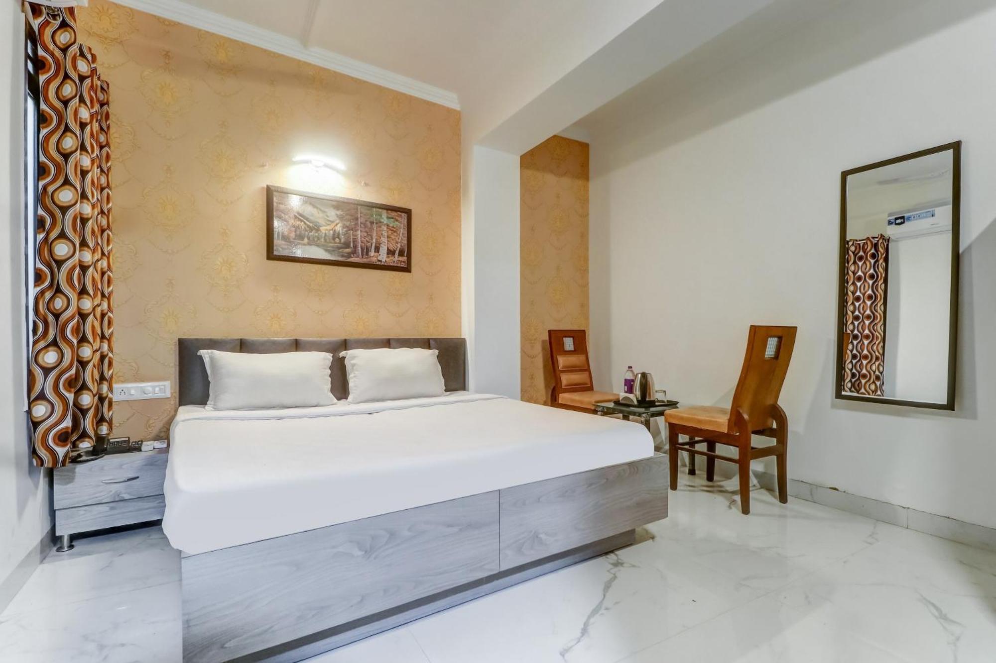 Townhouse Hotel Ludhijána Kültér fotó